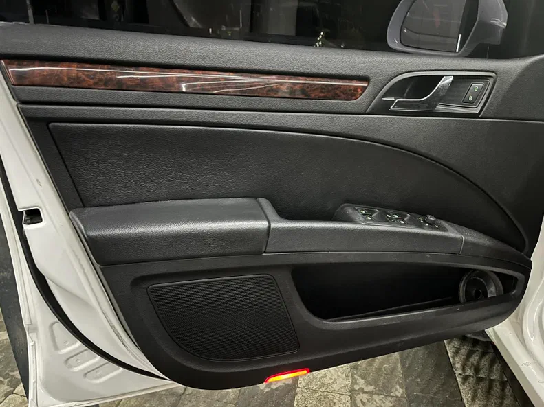 Skoda Superb 2010 - 16