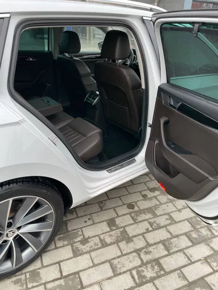 Skoda Superb 2018 - 27