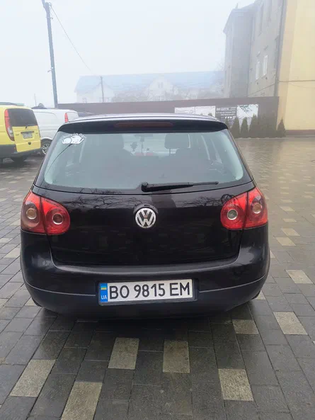 Volkswagen Golf 2004