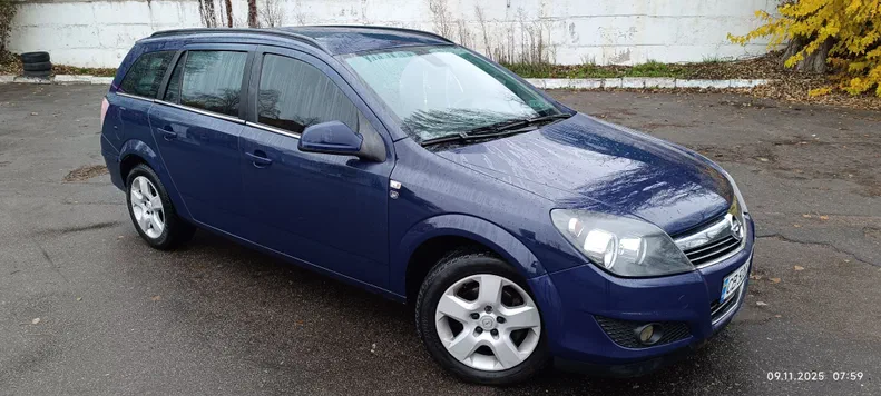 Opel Astra 2010