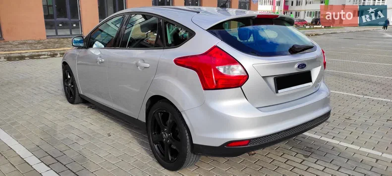 Ford Focus 2011 - 15