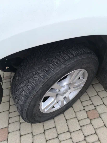 Toyota Land Cruiser Prado 2010 - 8