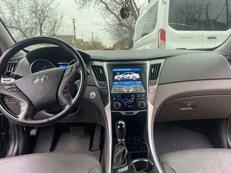 Hyundai Sonata 2013 - 6
