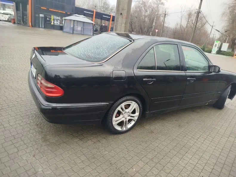 Mercedes-Benz E-Класс 2002