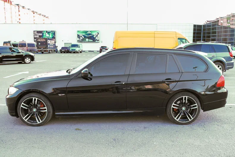 BMW 3 серія 2011 - 13