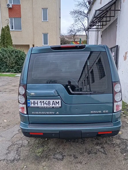 Land Rover Discovery 2012