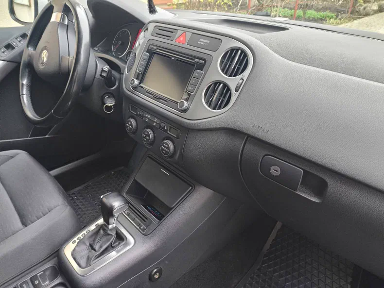 Volkswagen Tiguan 2008 - 12