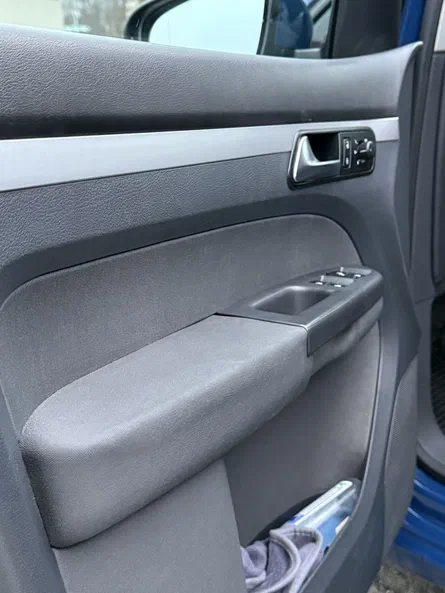 Volkswagen Touran 2012 - 22