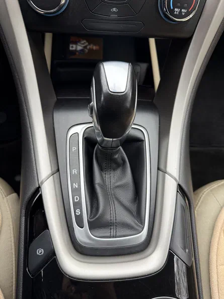 Ford Fusion (North America) 2015 - 19