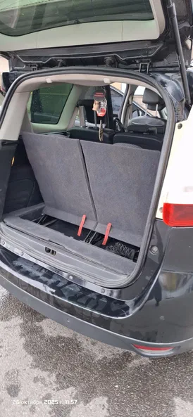 Renault Megane 2012 - 17