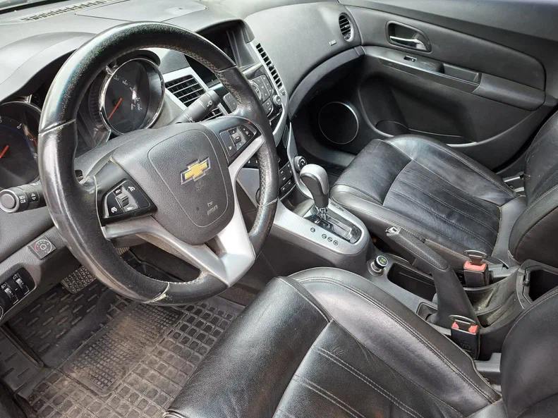 Chevrolet Cruze 2011 - 11