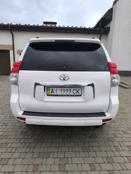 Toyota Land Cruiser Prado 2010