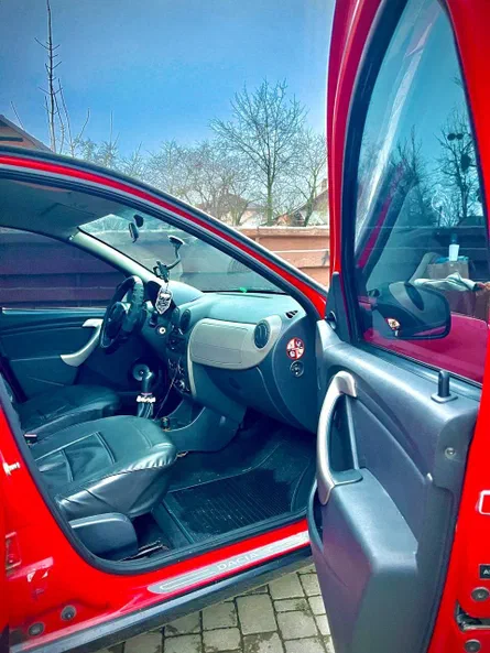 Dacia Sandero 2009 - 8