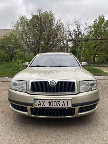 Skoda Superb 2004