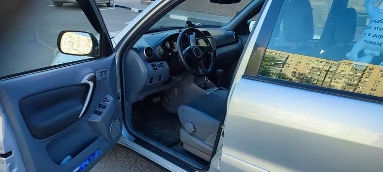 Toyota RAV4 2001 - 9