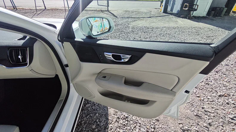Volvo S60 2019 - 21
