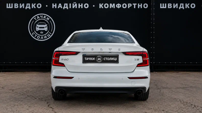 Volvo S60 2019 - 6