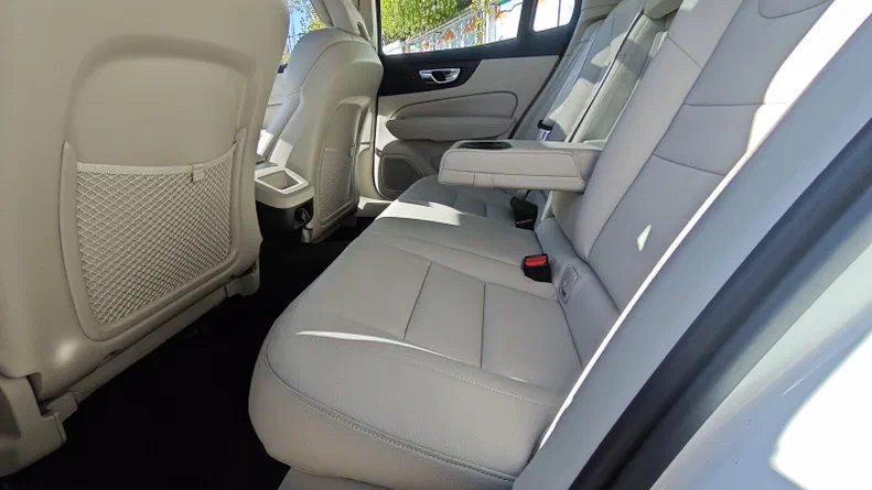 Volvo S60 2019 - 10