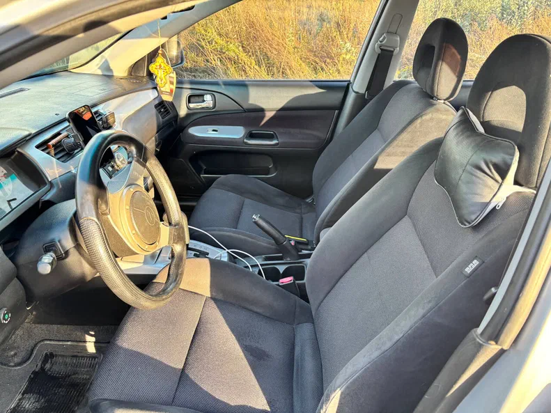 Mitsubishi Lancer 2006 - 7