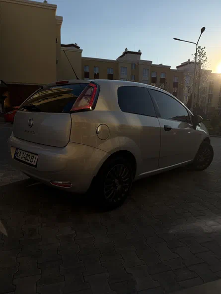 Fiat Punto 2012 - 1