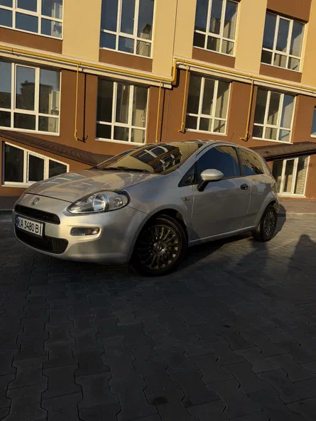 Fiat Punto 2012 - 4