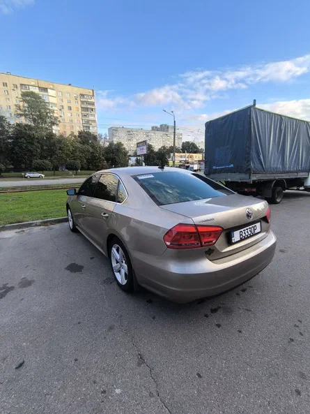 Volkswagen Passat 2015 - 6