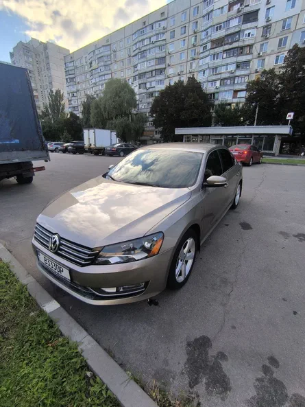 Volkswagen Passat 2015 - 10