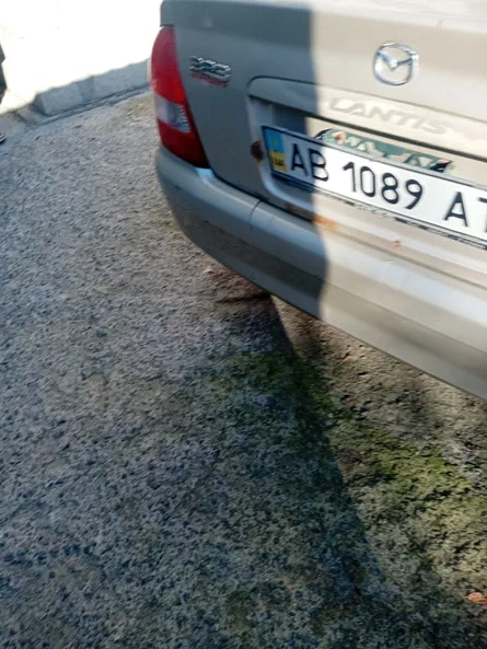 Mazda 323 2003 - 9