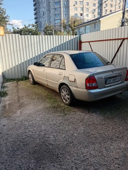 Mazda 323 2003 - 2