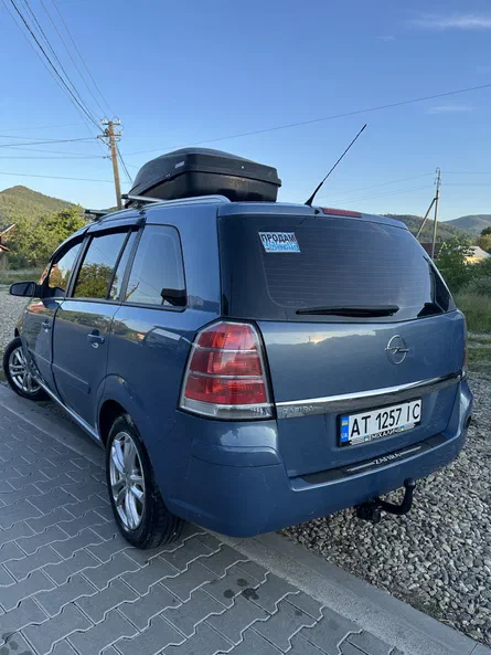 Opel Zafira 2007 - 0