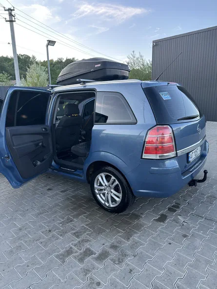 Opel Zafira 2007 - 2