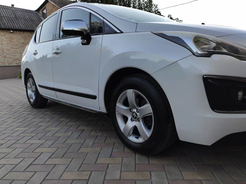 Peugeot 3008 2015 - 11