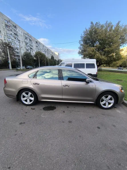 Volkswagen Passat 2015 - 8