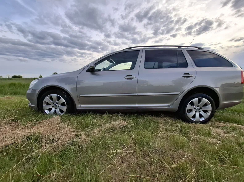 Skoda Octavia 2009 - 0