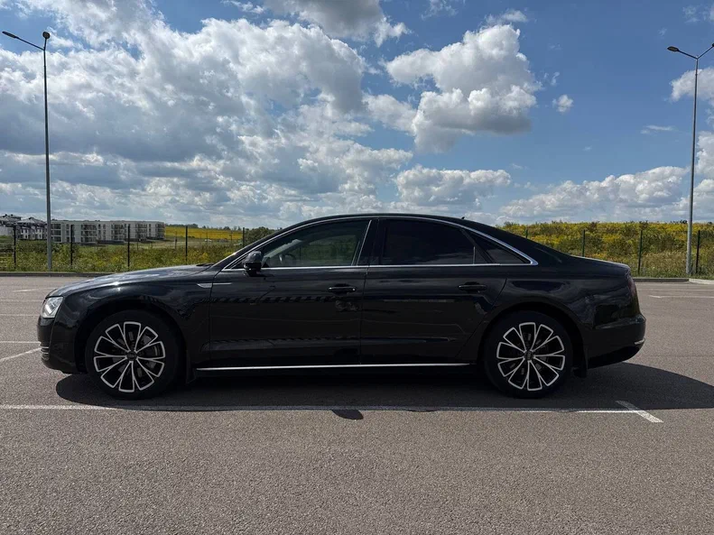 Audi A8 2012 - 4
