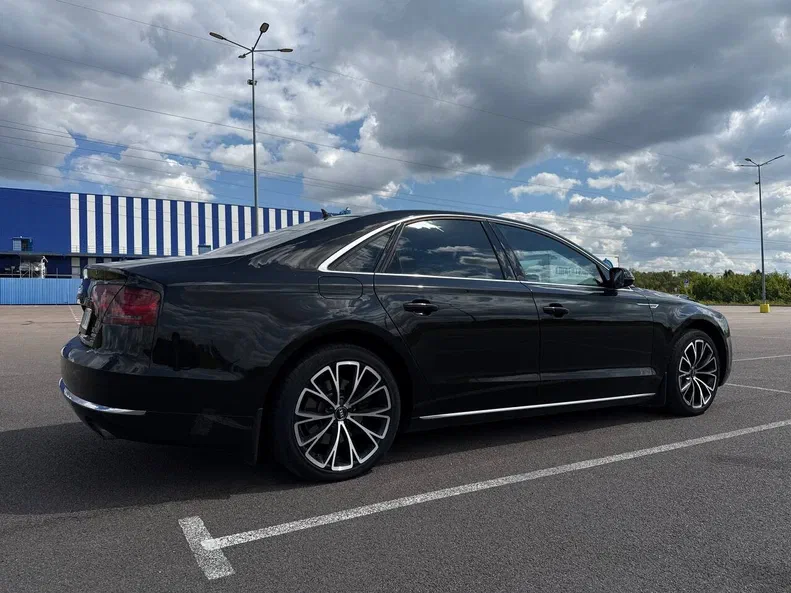 Audi A8 2012 - 6