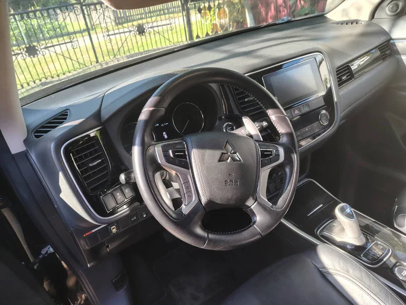 Mitsubishi Outlander 2018 - 4