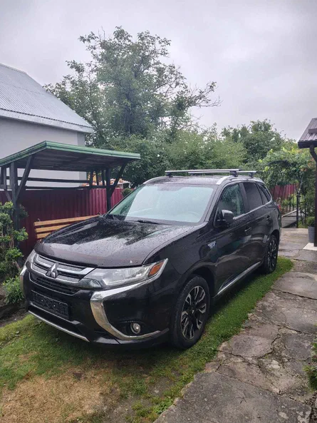 Mitsubishi Outlander 2018 - 1