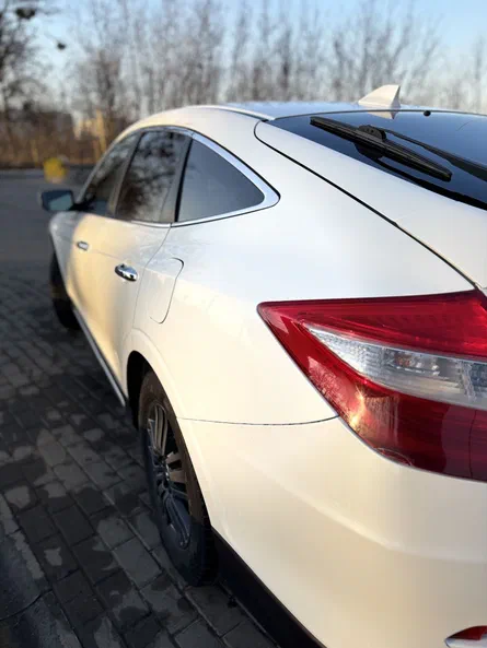 Honda Crosstour 2013 - 9