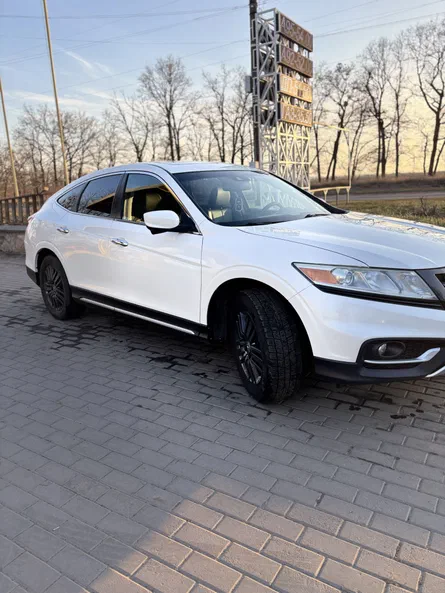 Honda Crosstour 2013 - 1