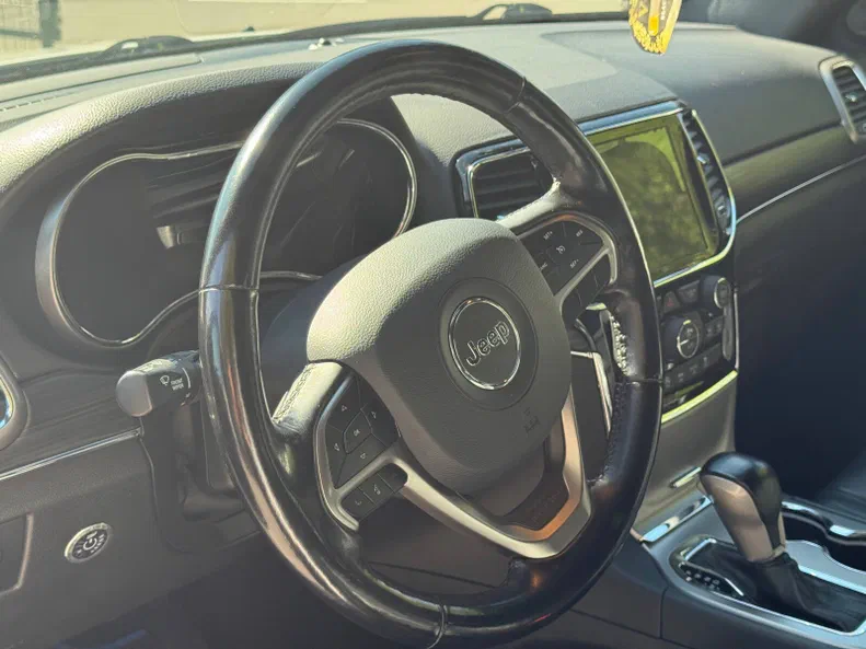 Jeep Grand Cherokee 2020 - 14