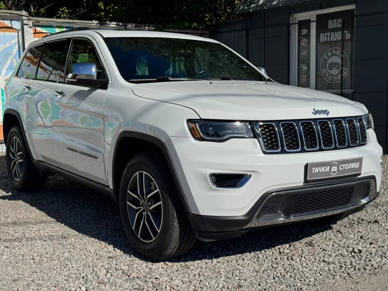 Jeep Grand Cherokee 2020 - 3