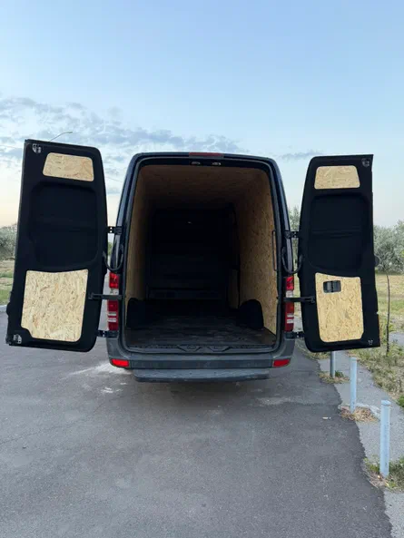 Mercedes-Benz Sprinter 2012 - 11