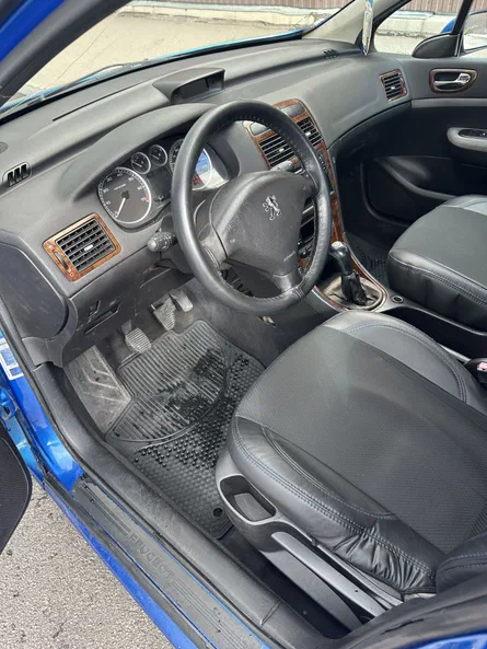 Peugeot 307 2004 - 4