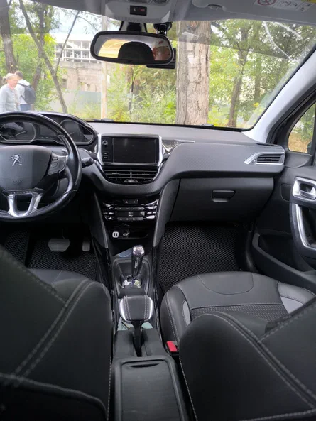 Peugeot 2008 2017 - 4