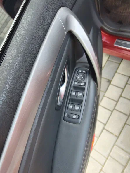 Renault Laguna 2011 - 3