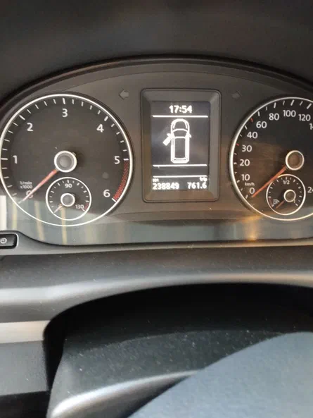 Volkswagen Touran 2013 - 15