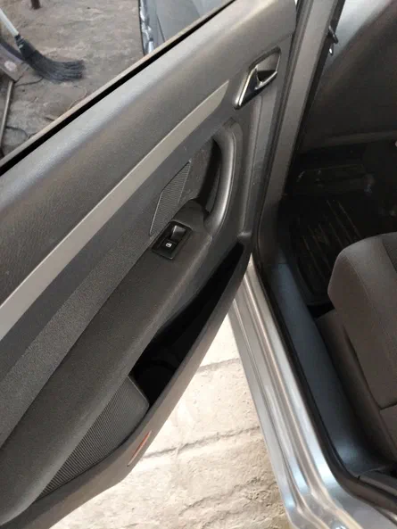Volkswagen Touran 2013 - 13