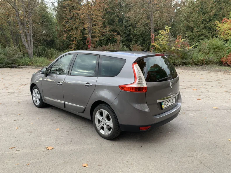 Renault Scenic 2012 - 3