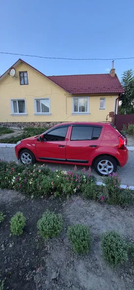 Dacia Sandero 2008 - 4